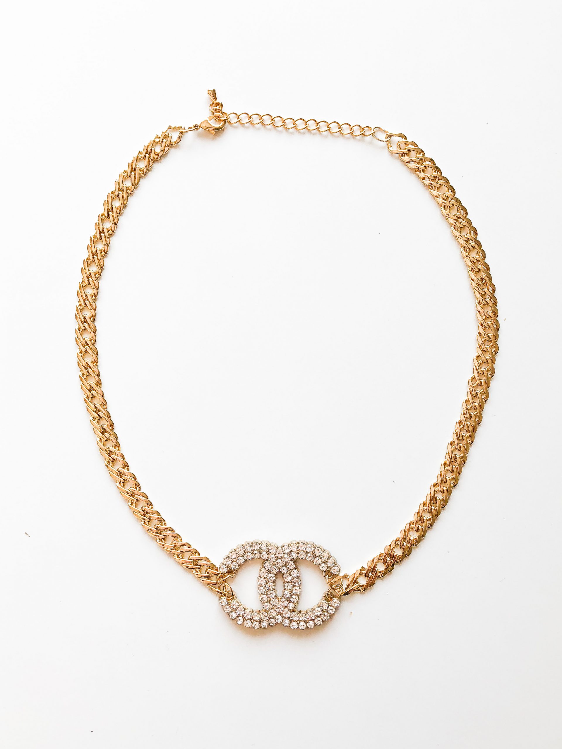 CC CRYSTAL TWISTED NECKLACE